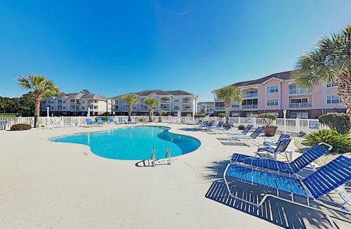 Central Myrtle Beach Apartment | Oasis on the Greens