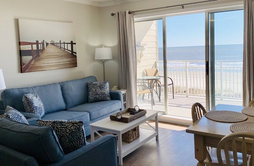 Ocean Isle Beach Condo | Oceanfront Condo 2BR/2BA with direct beach access+pool