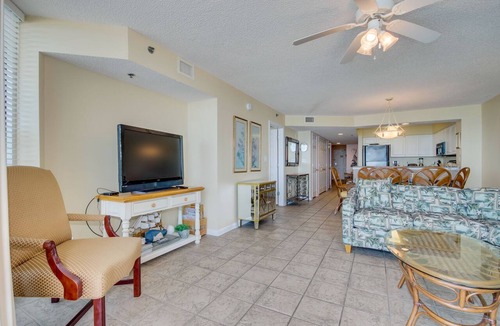 Crescent Beach Condo | Oceanfront luxury condo and great amenities + Free Attraction Tickets!