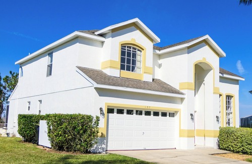 Highlands Reserve Villa | Orlando Executive Villa: 5 Bed Villa overlooking Highlands Reserve with Hot Tub