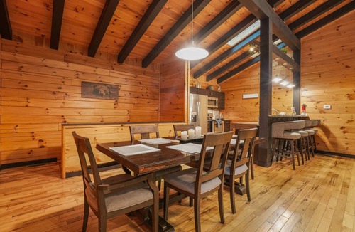 Sugar Grove Cabin | Outside Inn | Shed Style Cabin | Hocking Hills
