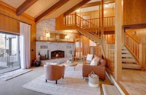 Rimforest House | Panoramic Views | Huge Deck | EV Charger | Game Rm