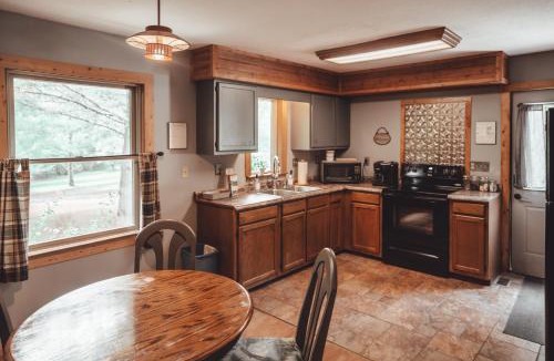 Rockbridge House | Patriot Cottage at American Heartland Cabins