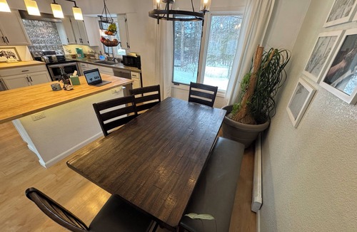Anchorage House | Peaceful 3-bedroom home in Chugiak perfect for relaxing stays