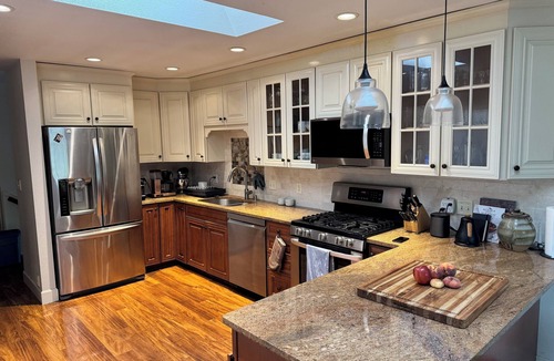 South Addition House | Peaceful 7BR Gathering House in Anchorage - Sauna - Perfect for group getaways