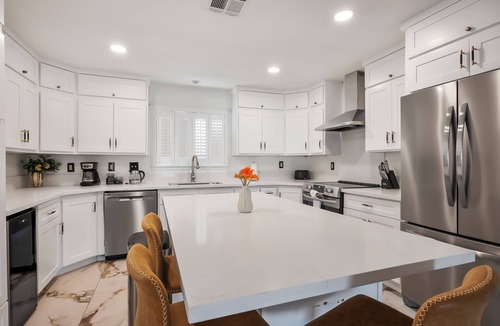 Enterprise House | Peacock Paradise Ranch - Home W/Pool+Hot Tub+BBQ Near Las Vegas Strip