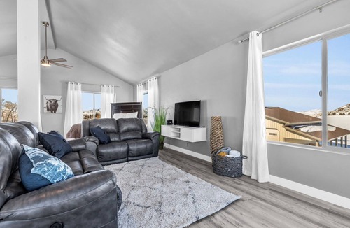 Woodland Apartment | Perfect Studio in the Heart of Kamas