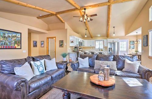 Big Bear House | Pet-Friendly Big Bear Cabin ~ 6 Mi to Ski Resorts!