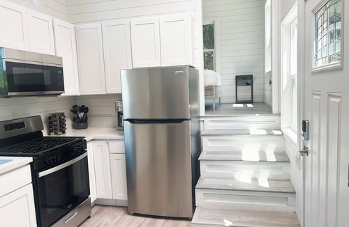 Fallbrook Cabin | Pitaya Cabin @ Vinyard Winery, 6 Adults, 2 Kids, Wifi, AC, Fallbrook