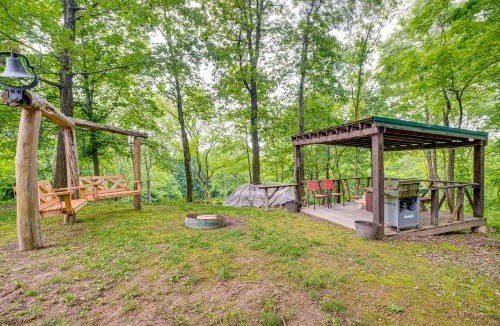White Cottage House | Pond and Fire Pit Charming Log Cabin near Blue Rock