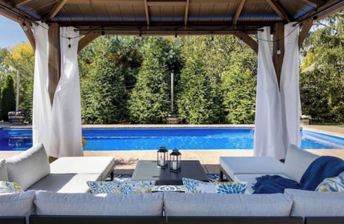 Northwest Columbus House | Pool, Oasis, Outdoor fire, 2 King bed suites, Theater, Workout room, Playground