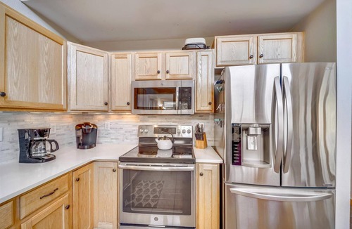 Breckenridge House | Powder Moose Villa-Stunning Mountain Views from this Private Home with Hot Tub.