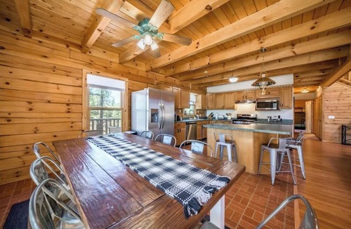 Flagstaff Cabin | Private 5-Acre Cabin with Hot Tub