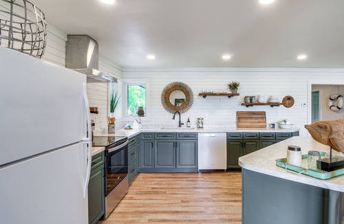 Brainerd Cottage | Private Beach: Lakefront Escape in Brainerd!