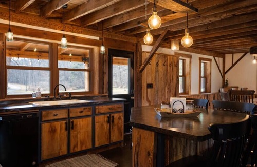 Loudonville House | Private Cabin w/Hot Tub. Woods and nature