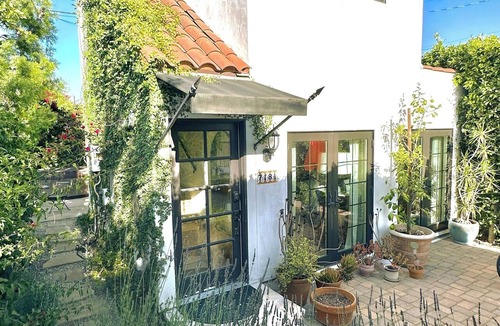 Melrose House | Private home with spacious outdoor space
