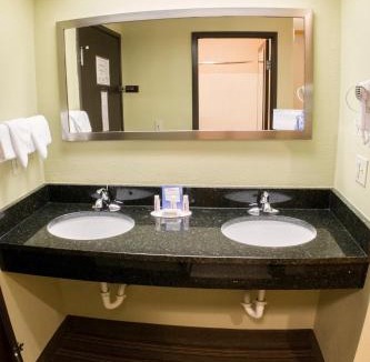 Athens Hotel | Quality Inn
