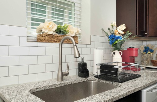 Avondale Apartment | Queen City Retreat 1, Cozy Home for 6 Near Attractions & Restaurants