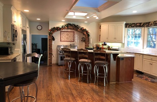 La Canada Flintridge House | Quiet hideaway just outside of civilization - near Rose Bowl & Pasadena