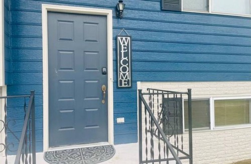 Wayland House | Quiet Home, near Lake Milton & West Branch