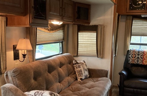 Old Washington House | Quiet rural setting within a few miles of 2 lakes!
