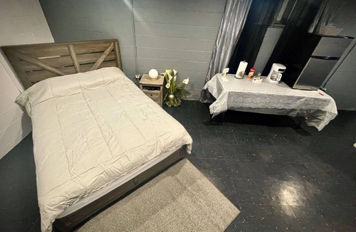 Little Hocking Other | Ranch House in peaceful Little Hocking close to the Ohio River. Heat/AC, WiFi