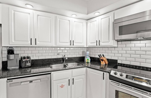 Sandestin Condo | Rate Reduced! Updated Beachfront 1BR w/Dazzling Gulf View! Pool, Tram, Gym.