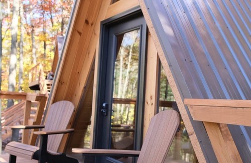 Scio Cabin | Redwood/Rustic Lakeview Cabin- 2 Person A-Frame