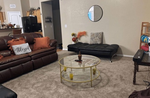 Security-Widefield House | RELAX,RECHARGE,REJUVENATE in a 3-bed house w/AC and WiFi in Colorado Springs