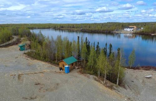 Houston House | Relaxing Rustic Cabin Retreat, Dry Cabin Experience And Year Round Fishing Fun in Houston, Alaska