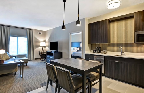 Middleburg Heights Hotel | Residence Inn by Marriott Cleveland Airport/Middleburg Heights
