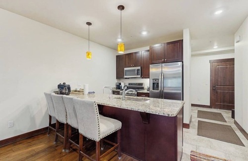 Willow Grove House | Riverfront condo w/full kitchen, fast wifi & convenient location