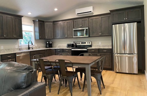Loudonville House | Riverside Escape - Riverfront Home on 1 acre