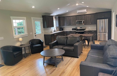 Loudonville House | Riverside Escape - Riverfront Home on 1 acre