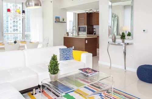 Downtown Miami Apartment | Riverwalk Access | Open-Concept Brickell Stay