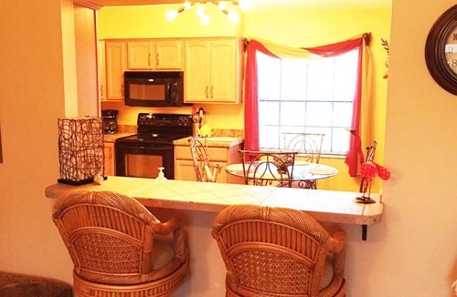Loma Linda House | Salt Water Pool, Convenient to Disney, Universal, Golf, Restaurants, Shopping