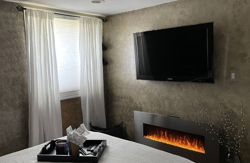 Bedford Heights House | Sanctuary & Spa Lifestyle 1Bdrm Centrally located
