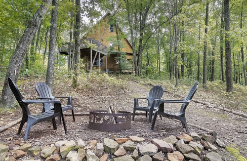 Rockbridge Cabin | Secluded Getaway with Hot Tub, Cliffs on 5-acre Ravine in Hocking Hills