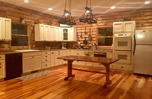 Cambridge Cabin | Secluded, Private 5000 Square Foot Luxury Lodge Located On 20 Wooded Acres.