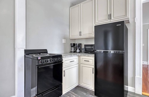 Tropic Apartment | See Wildlife Daily 2bd/2ba Riverfront Entire Apt