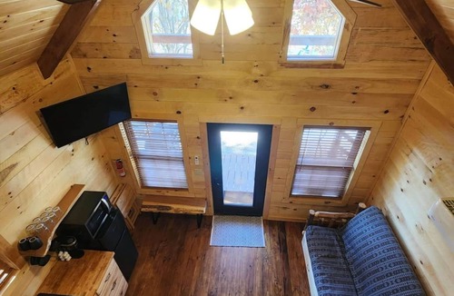 Scio Cabin | Sequoia/Lakeview 4-6 Person Midsize Cabin