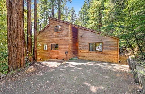 Anchor Bay House | Sequoia Sunset