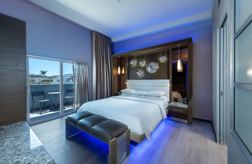The Strand Hotel | Shade Hotel