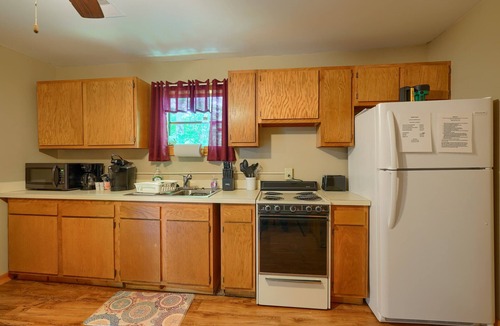 New Plymouth Cabin | Sheets Retreat | Hocking Hills