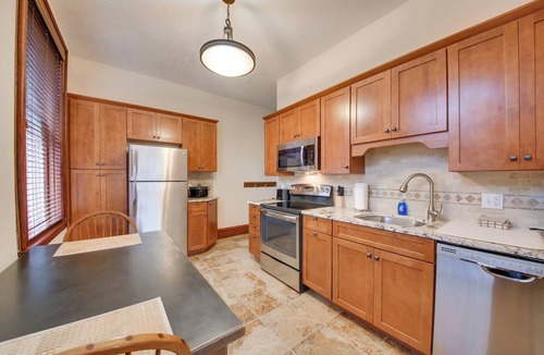 Wallace Apartment | Ski & Explore! Charming Downtown Wallace Condo