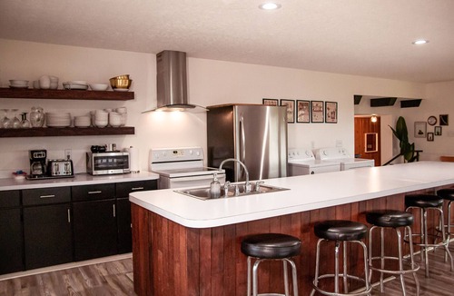 Nashport House | Sky Hi at Buckeye Lake