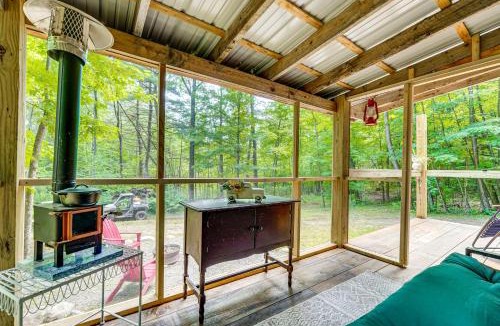 Florence Apartment | Solar-Powered Brandon Studio Cabin: Hiking Access