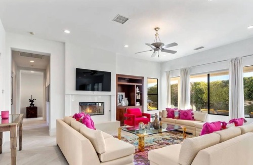 Vista Norte House | 'Some Like It Hot' Stunning 5 BR