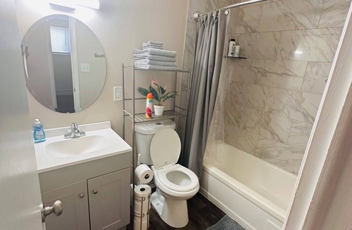 Maple Heights Apartment | Soothing 2-bedroom apartment in Maple Hts