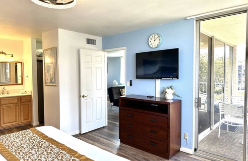 Kahana Hotel | Spacious 2bedroom/2bath Beach Front Condo